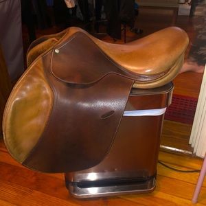 Butet Saddle 2001 16 inch 2 flap